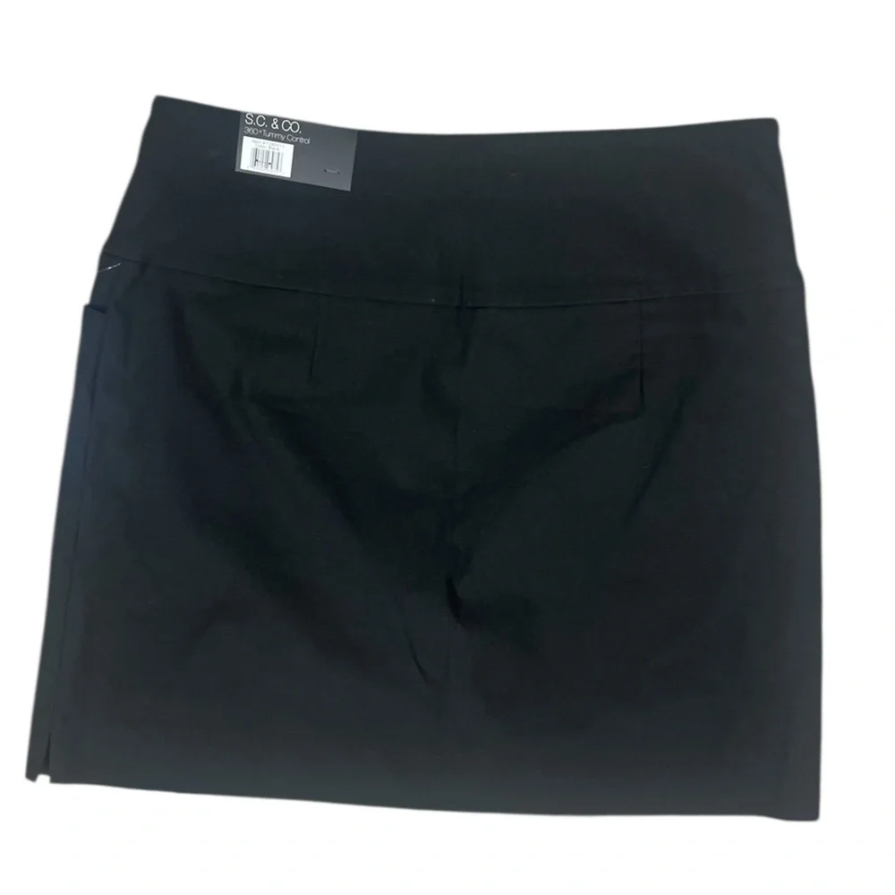 NWT S.C. & Co. Women's Skort in Black (TSE) - Picture 3 of 11